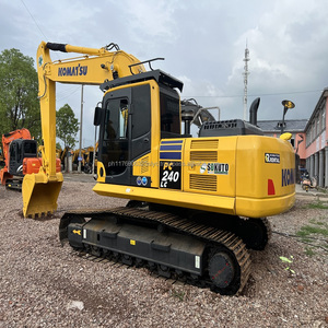 รถขุดไฮดรอลิกตีนตะขาบมือสองจากญี่ปุ่นแท้ ยี่ห้อโคมัตสุ รุ่น PC240-8 น้ำหนัก 24 ตัน พร้อมขาย - Product Image 1