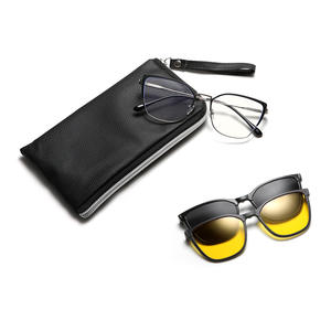 Gafas de Sol de Estilo Europeo Americano para Mujer, Montura Dorada, Lentes Polarizadas UV400 Antideslumbrantes, Diseño de Mariposa de Acero Inoxidable - Product Image 1