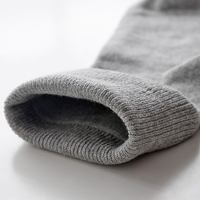 Vente en gros de chaussettes de cheville en coton confortables pour hommes non contraignantes pour la saison d'automne