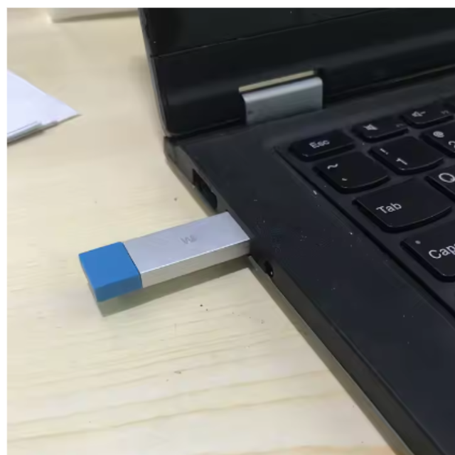 Win 11 Pro USB with Retail Box Single Retail Boxed Edition Online Activation License, 6-Month Warranty Operating System