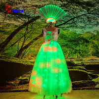 Robe de princesse en tulle LED Big Swing, costume lumineux pour parc à thème, défilé, spectacle sur scène avec éventail et coiffe assortis