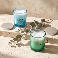 Bougie parfumée pour la maison personnalisable NOVA, un cadeau idéal, fabriquée à partir de cire de soja et de noix de coco entièrement naturelle, avec boîte