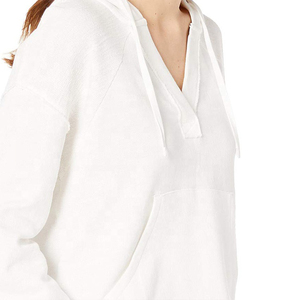 Sudadera con capucha ajustada y cuello en V profundo personalizada, Terry francés blanco con mangas raglán, logotipo frontal, etiqueta de marca Personal de invierno - Product Image 5