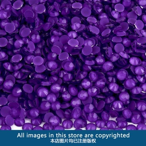 Strass en gros OLeeya Factory, strass fluorescents néon à dos plat non thermocollants, cristal qui brille dans le noir pour ongles - Product Image 2