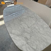 Table de salle à manger italienne en marbre blanc de Carrare Table longue ovale en pierre naturelle pour le salon Meubles décoratifs