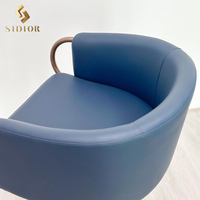 Chaise haute en stock en Europe Tabourets de bar en cuir bleu velours pour cuisine moderne et restaurant en bois Chaise haute pour la cuisine