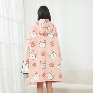 <span class=keywords><strong>Lapin</strong></span> de dessin animé personnalisé <span class=keywords><strong>hiver</strong></span> chaud flanelle polaire portable surdimensionné à capuche couverture cadeaux - Product Image 4