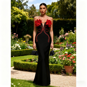 Elegante Abito da Sera Lungo per Donna, Moderno con Fiori 3D Rossi Naturali, Lussuoso Nero per Feste - Product Image 5