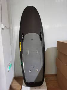 Tabla de Surf E-foil de Carbono Completo Personalizada, Venta al Por Mayor, con Certificación CE - Product Image 2