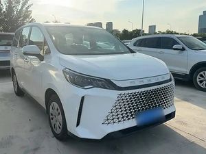 Spacieux 2024 Maxus G50 1.5T MPV Auto Longxing <span class=keywords><strong>Tianxia</strong></span> 7DCT 133kW 7-Seat - Product Image 3