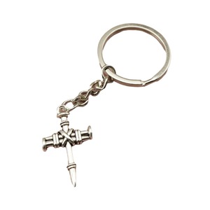 Nagelkruis sleutelhanger antiek zilver zinklegering kruisbeeld hanger sleutelring voor kerk jeugdgroep cadeaus - Product Image 5
