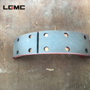 Zapatas de Freno SP122377 84787105; Remaches Encolados; Repuestos para Maquinaria de Construcción Weizheng - Product Image 3