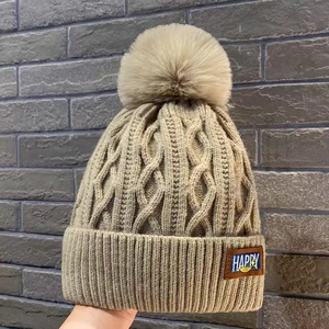 <span class=keywords><strong>Bonnet</strong></span> d'hiver unisexe en <span class=keywords><strong>fourrure</strong></span> à bride, <span class=keywords><strong>pompon</strong></span>, <span class=keywords><strong>bonnet</strong></span> résistant au froid pour les fêtes à la plage, la pêche, fabricant de gros, garder au chaud - Product Image 1