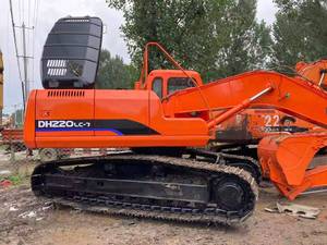 รถขุด DOOSAN DH220 มือสอง 22 ตัน เครื่องยนต์คัมมินส์ ปั๊มไฮดรอลิกคาวาซากิ มอเตอร์ วาล์ว KYB ชั่วโมงการใช้งานต่ำ สภาพ 90% ใหม่ ราคาแข่งขัน ปี 2023 - Product Image 2