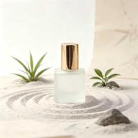 Flacons de parfum en verre transparent mini 7ml 10ml en gros, en stock usine, portables, en forme cubique, en promotion