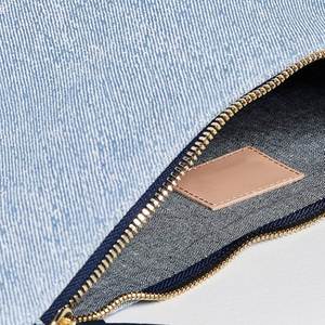 กระเป๋าถือผู้หญิงลายโลโก้สีฟ้าอ่อน รุ่น Lady Lune แบบสะพายไหล่เดียว มีซิป แฟชั่นคลาสสิก ใช้ได้ทุกฤดู ทั้งฤดูร้อน ฤดูหนาว ฤดูใบไม้ร่วง - Product Image 3