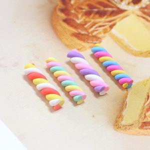 Barra de chocolate de arcilla polimérica de colores arcoíris con simulación de algodón de azúcar para decoración Re-ment para niños - Product Image 3