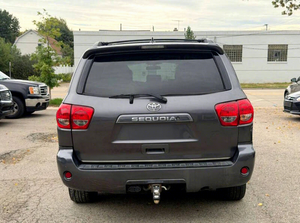 Toyota Sequoia SR5 d'occasion 2014 à bas prix à vendre - Product Image 6