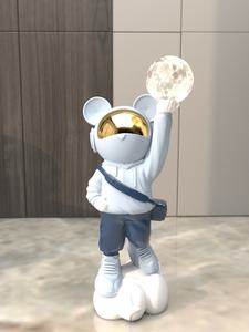 โคมไฟรูปนักบินอวกาศเรซิ่นขนาดใหญ่สุดหรู งานศิลปะพื้นบ้าน ตกแต่งห้องนั่งเล่นหรือตู้วางทีวี ของขวัญขึ้นบ้านใหม่ - Product Image 3