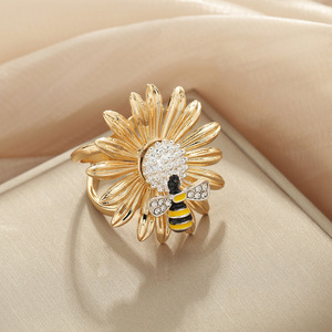 European Style Chrysanthemum <b>Bee</b> Brooch Rhinestone Encrusted Women's Fashion Pin <b>Gift</b> Accessory - Product Image 4