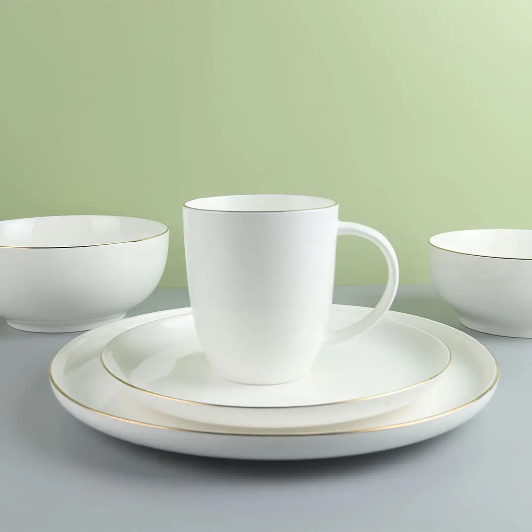 new arrival 2023 China factory pure white luxury gold rim new bone china tableware dinnerware set