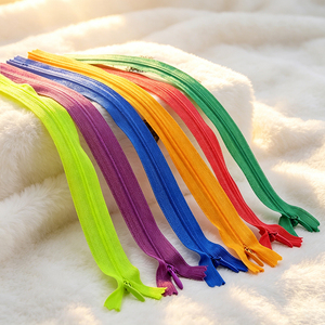 Wholesale Cheap Assorted Size Nylon Coil Zippers Red Blue Pink White DIY Zipper for <b>Sewing</b> Garment & Pillow - Product Image 5
