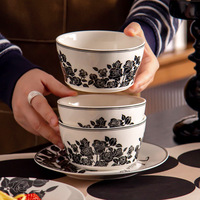 Luxus weißes Porzellan Geschirr Set schwarz Rose Muster Silber Rand Hochzeit Geschirr für Restaurant Dining Cup Kit enthalten