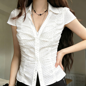 เสื้อเบลาส์ลายจุดหวานๆ สไตล์ฤดูร้อน แต่งปกตัดสี ติดกระดุมด้านหน้า รัดเอว แขนสั้น สวมใส่สบาย ระบายอากาศได้ดี เป็นมิตรต่อสิ่งแวดล้อม - Product Image 5