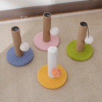 Vente chaude petit chat sisal griffoir avec balle en peluche chat jouet transfrontalier chat escalade cadre emballé dans un carton