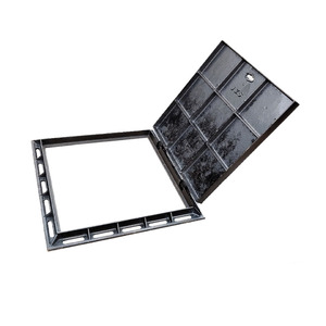 60x60 Ductiele Ijzeren Vierkante Putdeksel Afvoerrooster EN124 Standaard D400 Draagklasse OEM/ODM Gieterij Service Zwarte Asfaltverf - Product Image 2