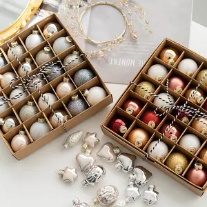 Set di ornamenti da 25 pezzi di vendita caldi sfera di vetro infrangibile da 30-50mm per decorazioni per l'albero di natale