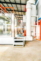 Ligne de revêtement électrostatique automatique industrielle, convoyeur aérien sans alimentation électrique pour le traitement de surface des pièces métalliques