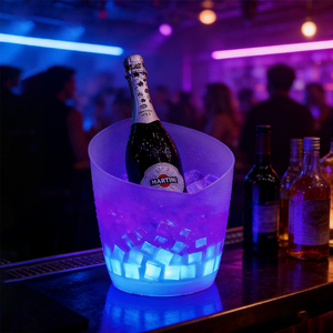 Seau à glace lumineux à LED pour fêtes, alimenté par batterie, pour bouteilles de bière et de vin, en plastique transparent blanc, refroidisseur - Product Image 2
