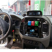 Android Vertikales Autoradio 9,7 Zoll Tesla-Stil für Mitsubishi Pajero V73/V68 2004-2011 Touchscreen Carplay-Player