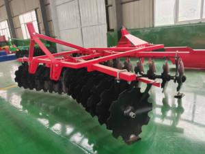 Rastrillo de Discos de Servicio Mediano Montado en Tractor con Toma de Fuerza y Rodamientos Duraderos para una Preparación Eficiente del Suelo - Product Image 4