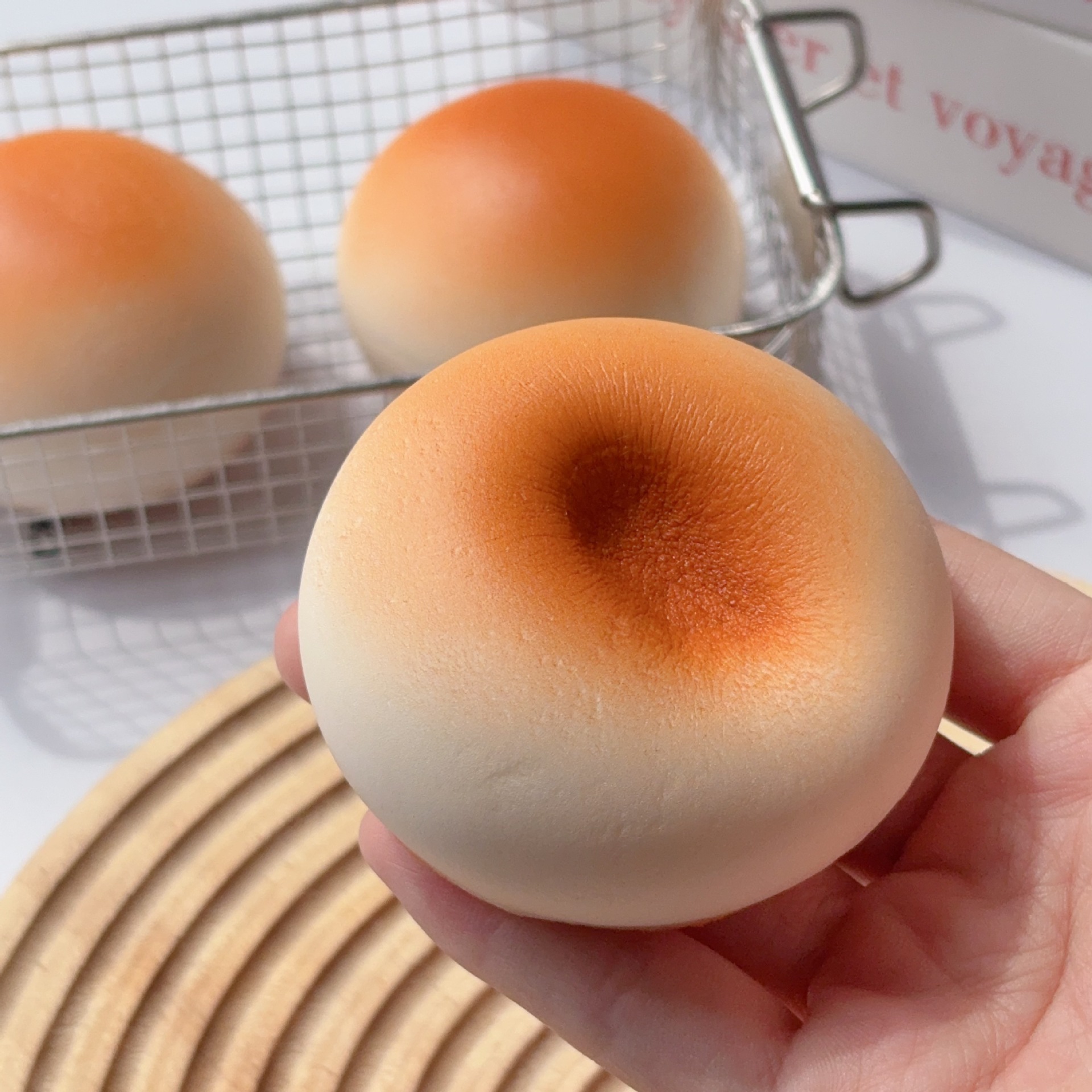 20674-6cm Pain de lait géant en PU squishy