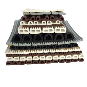 Guarnizione autoadesiva in schiuma EPDM per porte e finestre, isolante e paraspifferi - Product Image 1