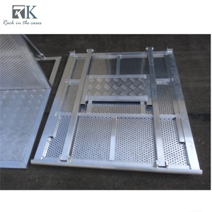 Outdoor Event Crowd Control Barrier Silver Crowd Barrier Safety Barricade Fence Mobile Crowd Barrier for Concert Use - Product Image 5