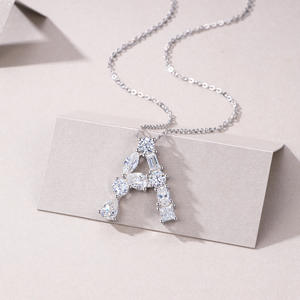 9 कस्टम कैपिटल फर्स्ट लेटर थोक s925 सिल्वर लेटर किस्म कट vvs1 ग्रा मोइससानाइट गहने महिलाओं के लिए पेलेंट हार - Product Image 4