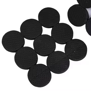 Almohadillas de espuma EVA negras troqueladas autoadhesivas de una sola cara con formas personalizadas para patas de muebles - Product Image 1