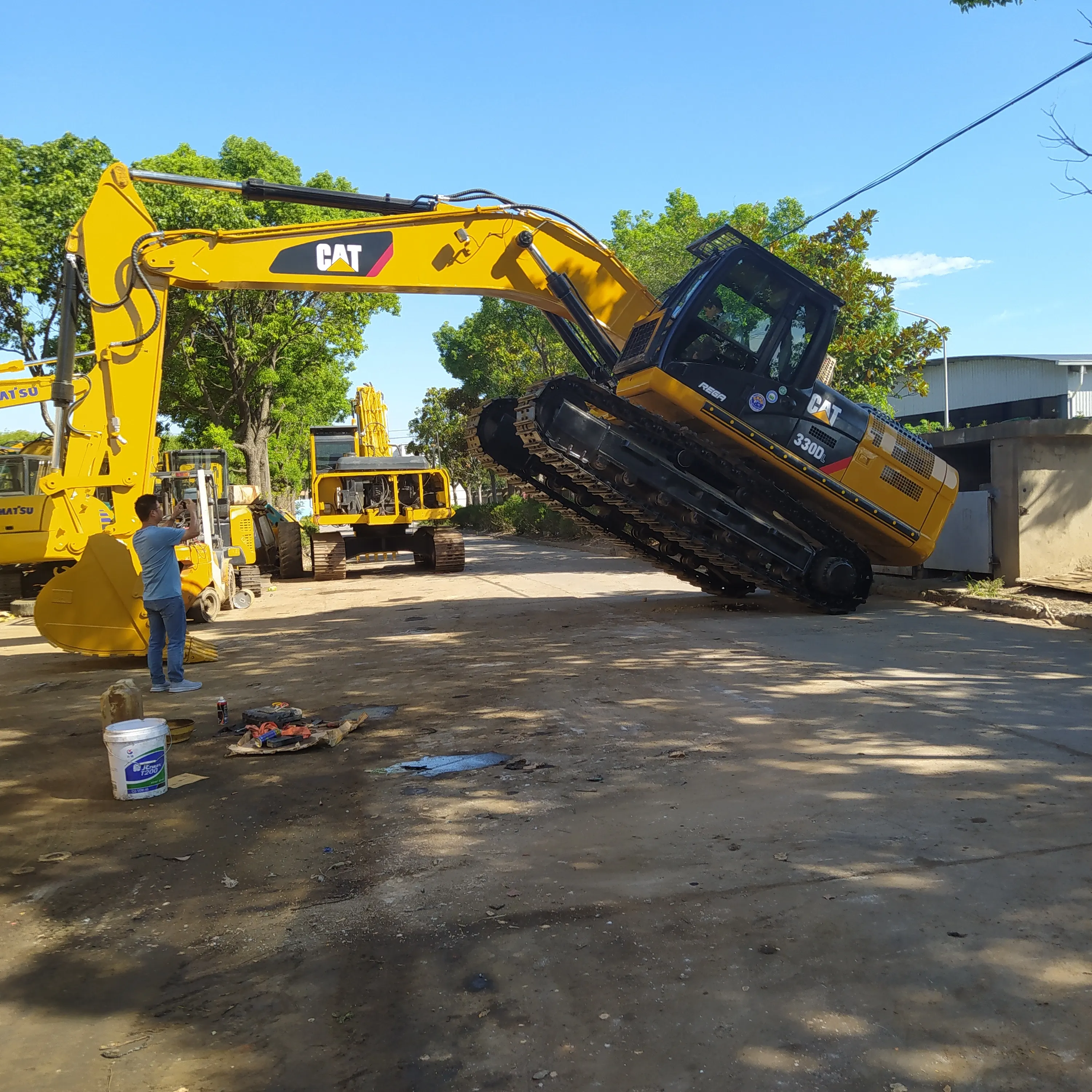 36000usd Only 330DL Very Good Condition CAT Used Excavator Original Paint And No Oil Leakage Excellent Working Condition