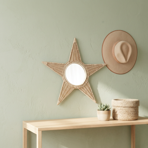 Miroir mural en rotin en forme d'étoile moderne pour enfants, design écologique tissé à la main pour la décoration de la chambre d'enfant et de la crèche - Product Image 1