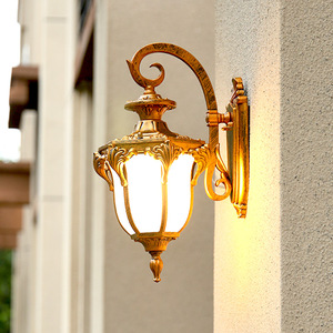 Lampe de jardin murale extérieure en alliage d'aluminium avec diffuseur en verre trempé, lumière LED étanche 3500K blanc chaud, garantie 10 ans - Product Image 5