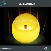Pub utilisé en plastique créatif LED tabouret de bar