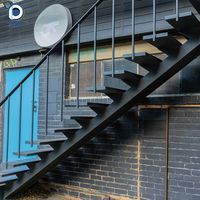 Moderne Freischwebende Gerade Treppe mit Edelstahl-Glasgeländern Massivholzstufen Minimalistisches Design für Villen