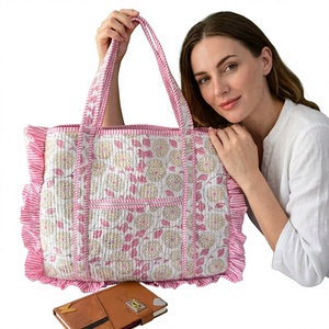Bolso Tote de Color Sólido Hecho a Mano con Volantes, Bolso de Hombro Grande Reutilizable de Algodón Acolchado, Bolso de Compras Premium para Uso Diario, Estilo Vintage - Product Image 1