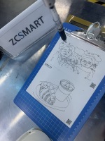 Bras robotisé de dessin automatique pour signature, écriture manuscrite, création artistique et usage en laboratoire