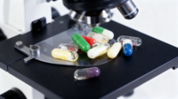 Capsules doubles remplies d'huile de poisson à base de plantes HPMC Halal certifié OEM GMP Fabricant pour marque privée