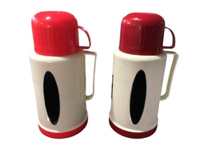 Termo de 1.2L con Revestimiento de Vidrio, Nueva Carcasa de Plástico, con 1/2 Tazas, Venta al por Mayor para Yemen Aden Hodeidah Mukalla <span class=keywords><strong>Sanaa</strong></span> - Product Image 2