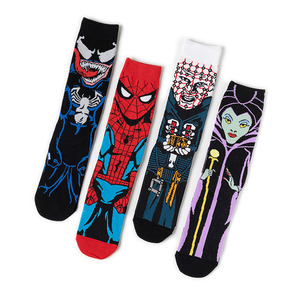 Venta al por mayor personalizado de buena calidad <span class=keywords><strong>Spider</strong></span> Men Witch Batmen para personaje de dibujos animados cómic calcetines Anime mujeres calcetines de moda - Product Image 1